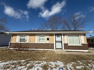 537 Andover Street, Chicago Heights, IL 60411