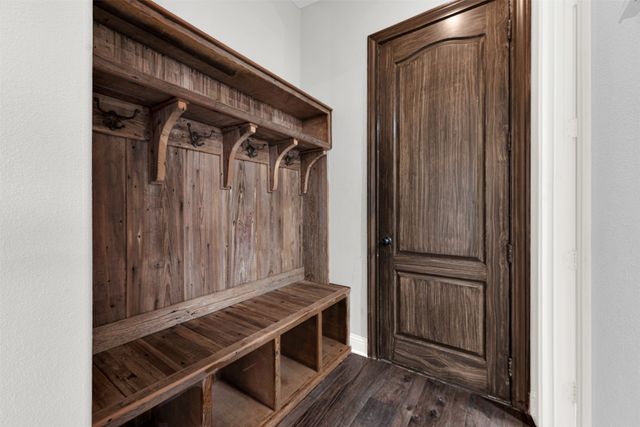 1104 Killian Drive, Mansfield, TX 76063