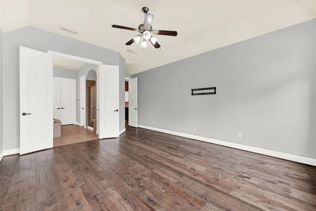 1104 Killian Drive, Mansfield, TX 76063