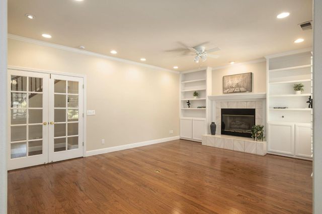 2888 W Kensington Lane, Fresno, CA 93711