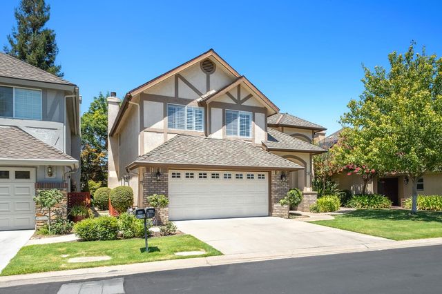 2888 W Kensington Lane, Fresno, CA 93711