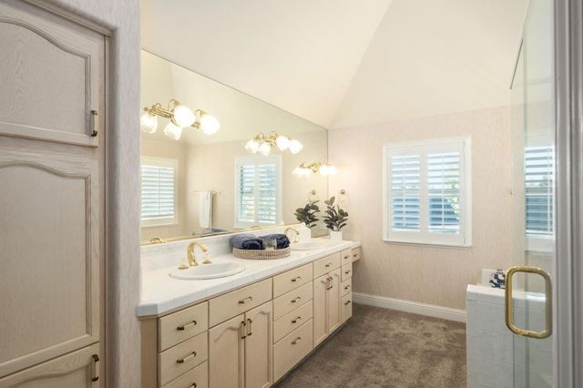 2888 W Kensington Lane, Fresno, CA 93711