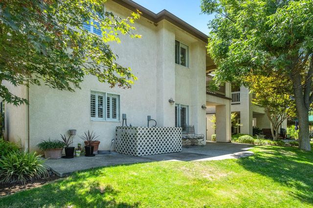 2888 W Kensington Lane, Fresno, CA 93711