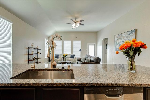 5318 Madeline Grace Drive, Brookshire, TX 77423