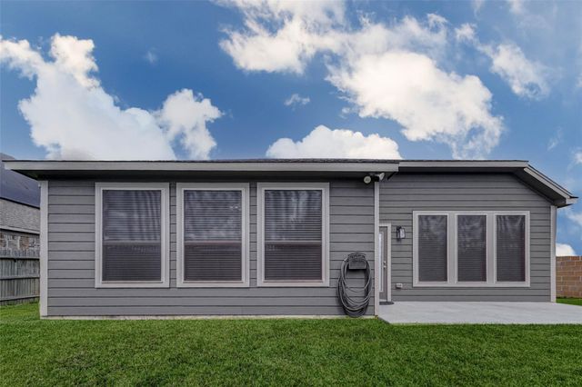 5318 Madeline Grace Drive, Brookshire, TX 77423