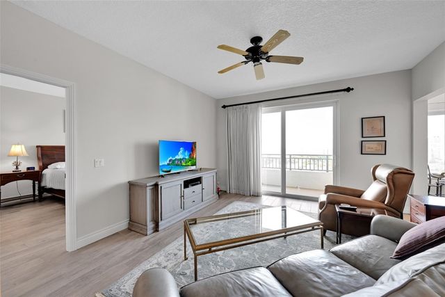 2880 NE 14th Street Causeway 1004, Pompano Beach, FL 33062