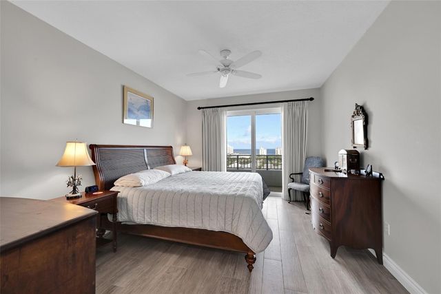 2880 NE 14th Street Causeway 1004, Pompano Beach, FL 33062