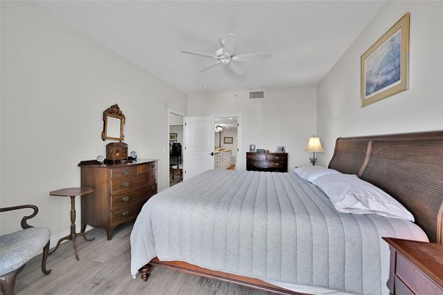 2880 NE 14th Street Causeway 1004, Pompano Beach, FL 33062