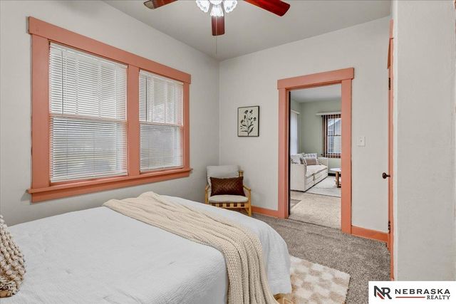 2244 S 33rd Street, Lincoln, NE 68506