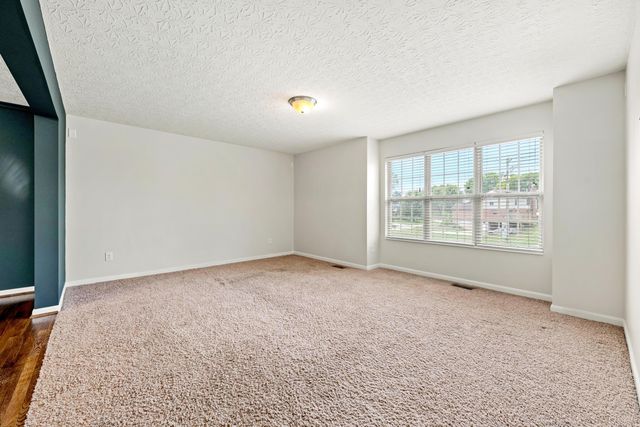 414 Kyles Lane, Fort Wright, KY 41011