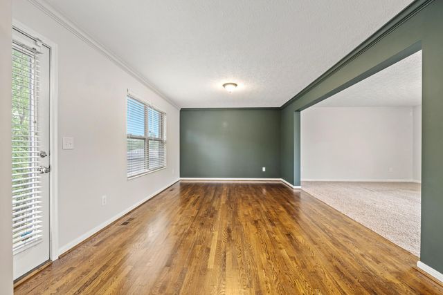 414 Kyles Lane, Fort Wright, KY 41011