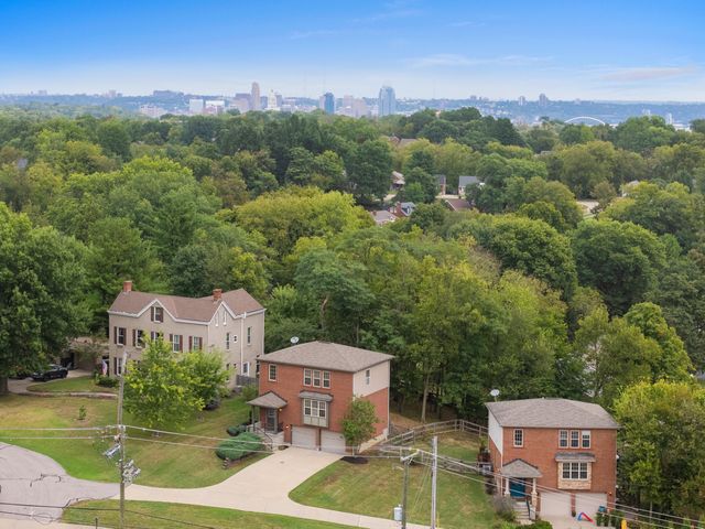 414 Kyles Lane, Fort Wright, KY 41011