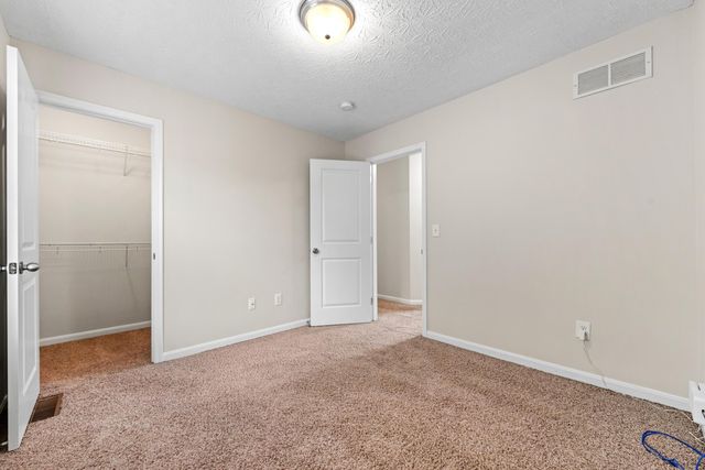 414 Kyles Lane, Fort Wright, KY 41011