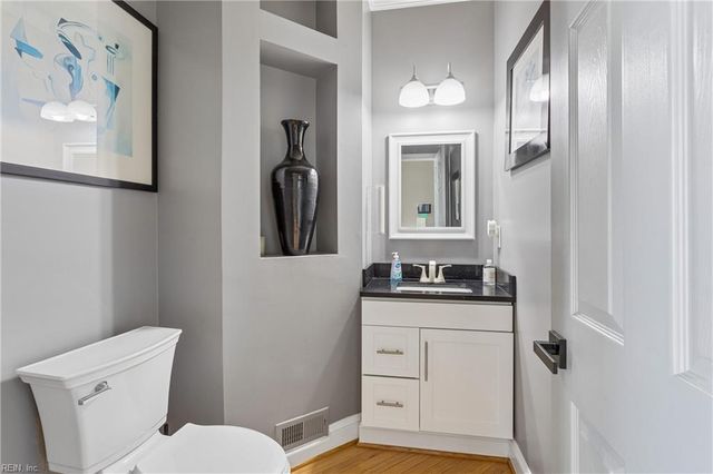 22425 Harbor Towne DR, Carrollton, VA 23314