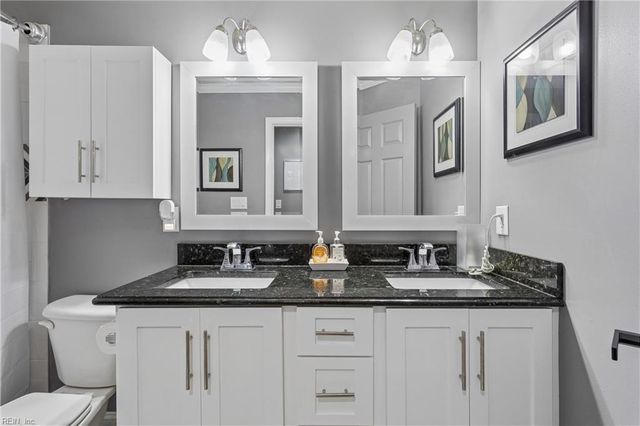 22425 Harbor Towne DR, Carrollton, VA 23314