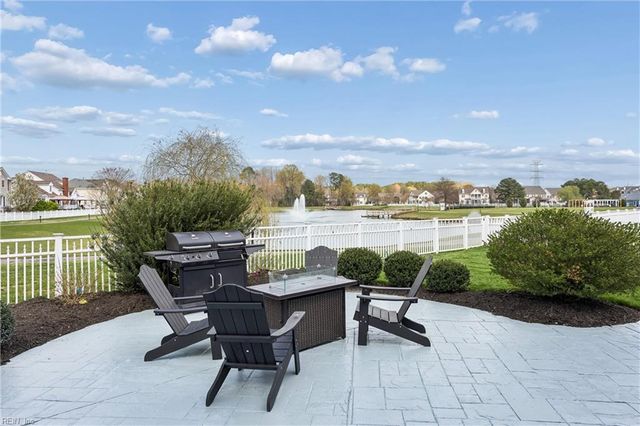 22425 Harbor Towne DR, Carrollton, VA 23314