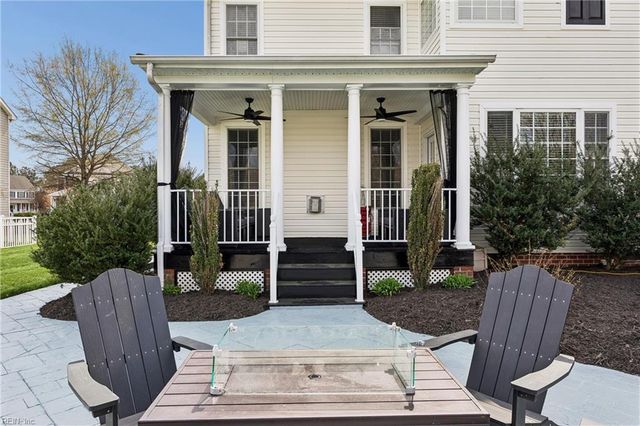 22425 Harbor Towne DR, Carrollton, VA 23314