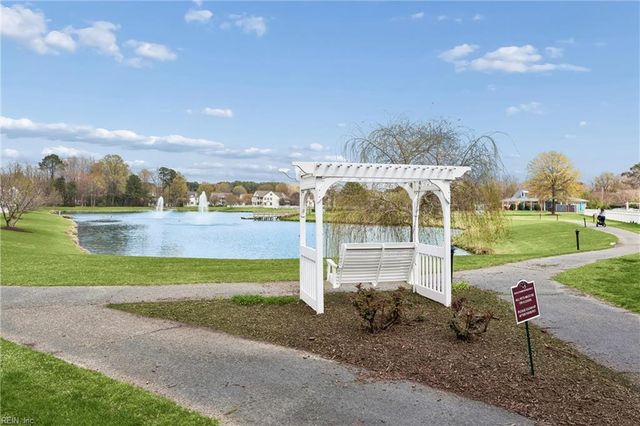 22425 Harbor Towne DR, Carrollton, VA 23314