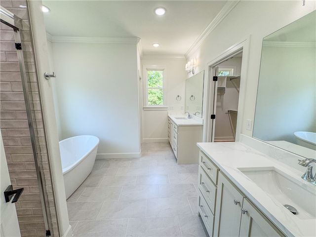 12 Dickenshire Drive, Bella Vista, AR 72714