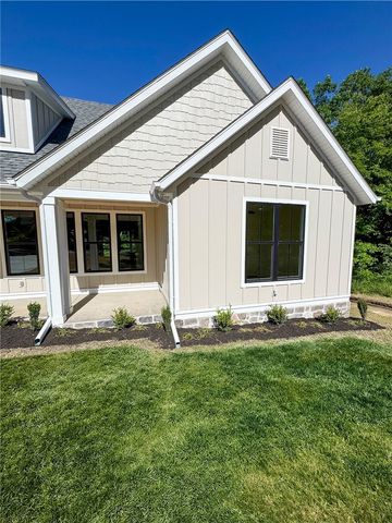 12 Dickenshire Drive, Bella Vista, AR 72714