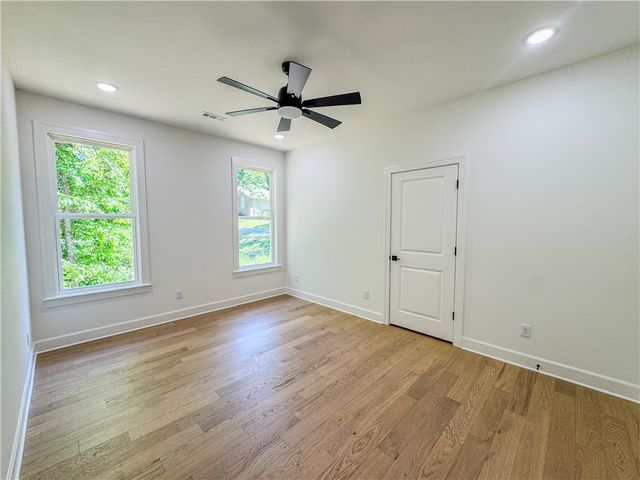 12 Dickenshire Drive, Bella Vista, AR 72714