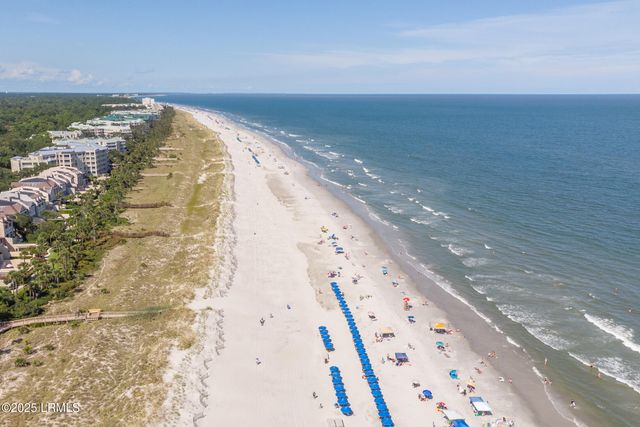 17 Bridgeport Lane, Hilton Head Island, SC 29928