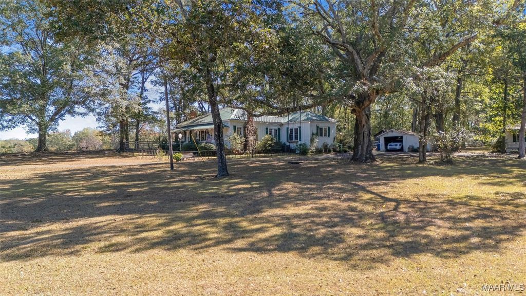 511 Claud Road, Eclectic, AL 36024