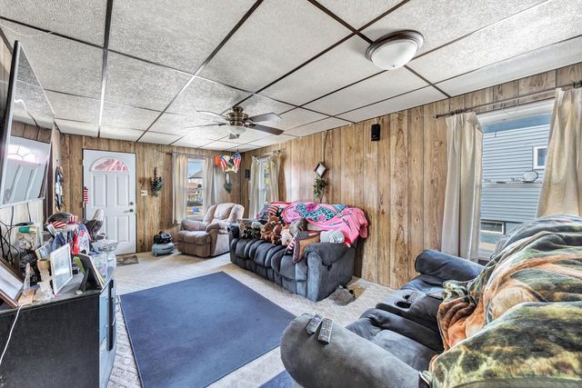 1611 Jackson STREET, Two Rivers, WI 54241