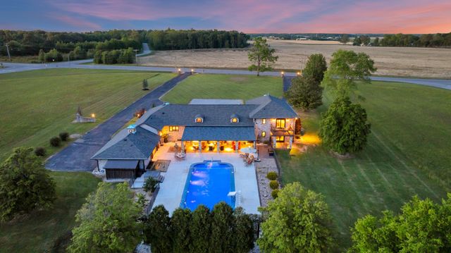 5016 Hillsboro Hwy, Hillsboro, TN 37342