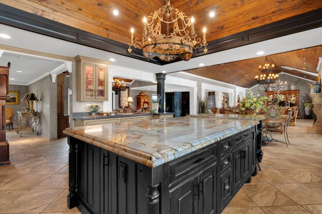 5016 Hillsboro Hwy, Hillsboro, TN 37342
