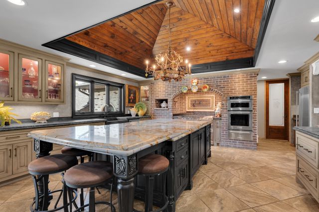 5016 Hillsboro Hwy, Hillsboro, TN 37342