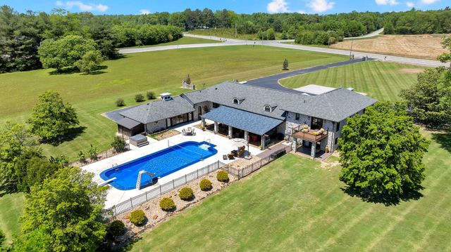 5016 Hillsboro Hwy, Hillsboro, TN 37342