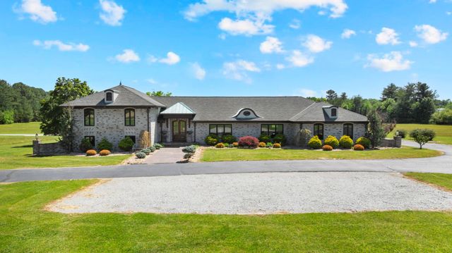 5016 Hillsboro Hwy, Hillsboro, TN 37342