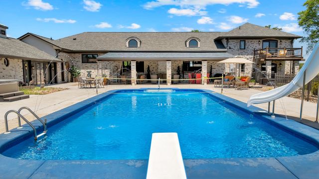5016 Hillsboro Hwy, Hillsboro, TN 37342