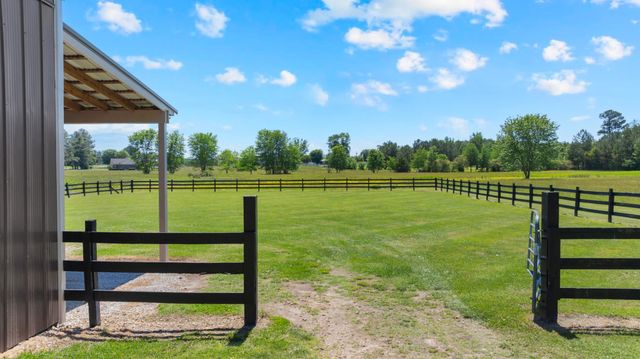 5016 Hillsboro Hwy, Hillsboro, TN 37342