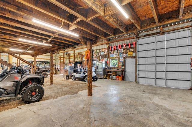 5016 Hillsboro Hwy, Hillsboro, TN 37342