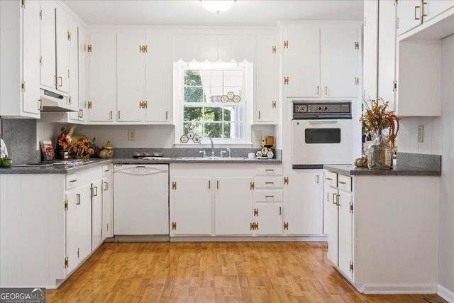 3 Cameo Drive NW, Rome, GA 30165