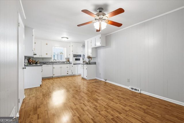 3 Cameo Drive NW, Rome, GA 30165