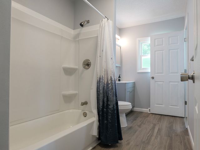 3506 Somerset Drive, Bettendorf, IA 52722