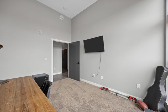420 12th Ave SE 400, Cedar Rapids, IA 52401