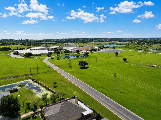 208 Cailin CT, Burnet, TX 78611