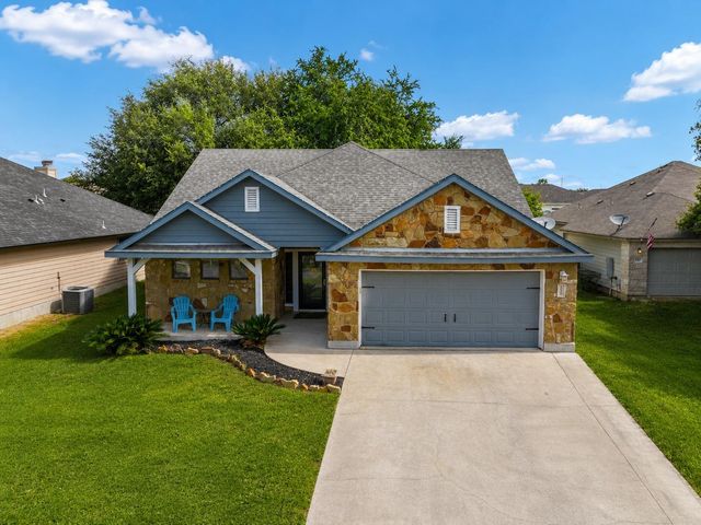 208 Cailin CT, Burnet, TX 78611