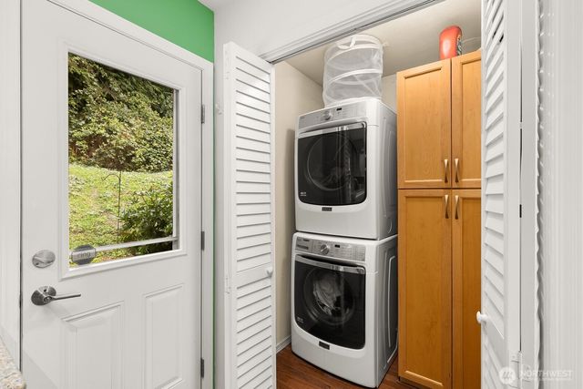 3835 25th Avenue W, Seattle, WA 98199