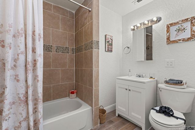 200 Frost, San Antonio, TX 78201