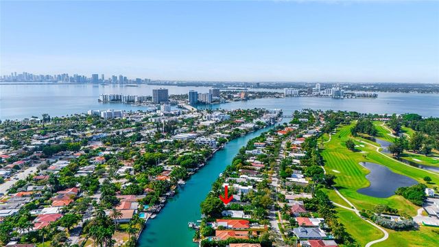 550 S Shore Dr, Miami Beach, FL 33141