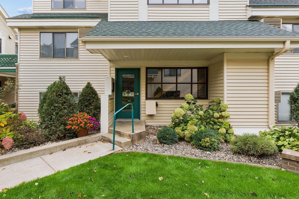 7610 York Avenue S 3109, Edina, MN 55435 — photo 2