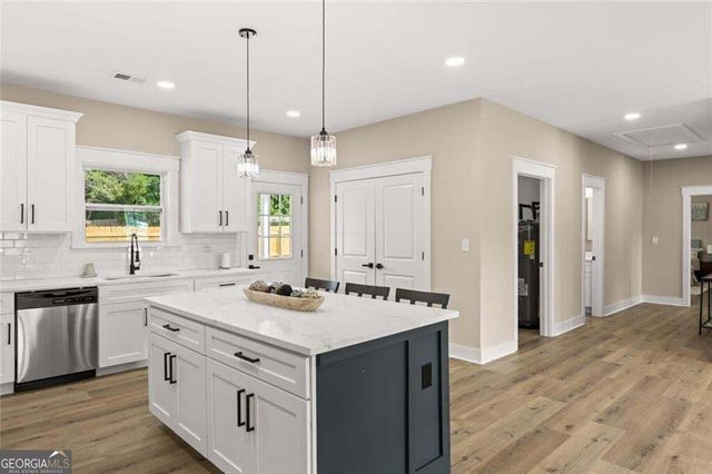 1564 McIntosh Road, Douglasville, GA 30134