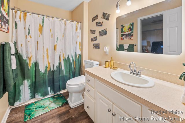 5114 Taylor Ridge Drive Se, City Of Kentwood, MI 49512