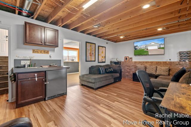 5114 Taylor Ridge Drive Se, City Of Kentwood, MI 49512