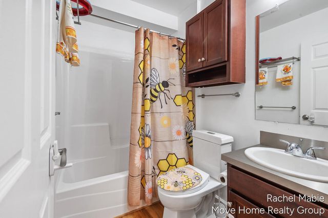 5114 Taylor Ridge Drive Se, City Of Kentwood, MI 49512